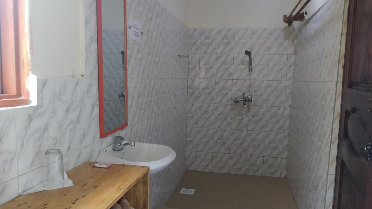 The Elephant Home Katunguru المظهر الخارجي الصورة