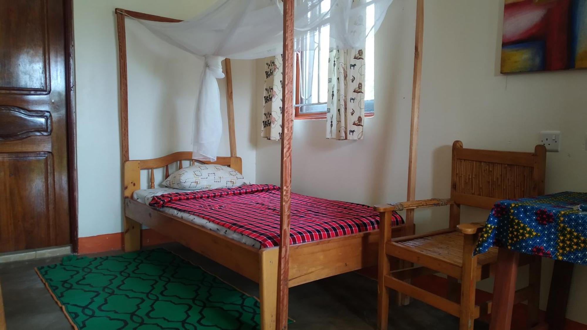 The Elephant Home Katunguru المظهر الخارجي الصورة