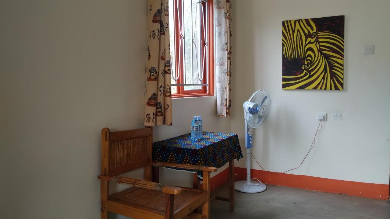 The Elephant Home Katunguru المظهر الخارجي الصورة